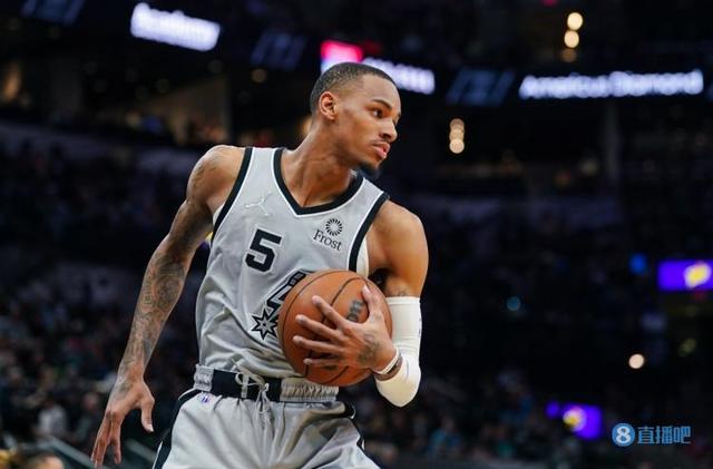 防守反击 防守反击